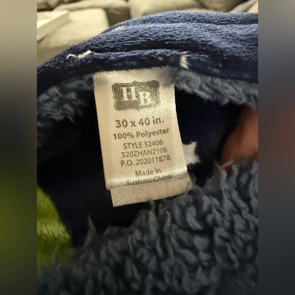 Space Baby Blanket - Picture 2 of 7